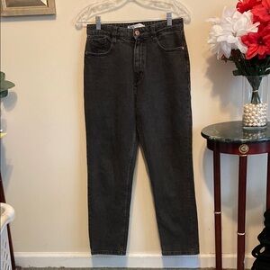 ZARA Classic Black Women's Jeans Sz 6. Five Pocket Style.
